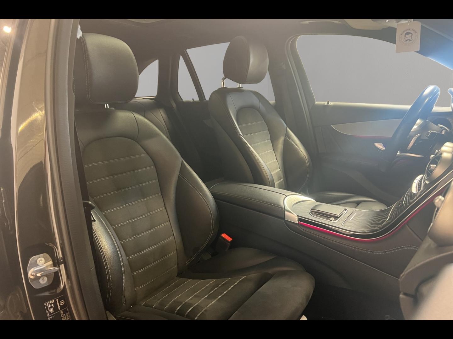 Image MERCEDES-BENZ GLC 220 d 194ch AMG Line 4Matic 9G-Tronic