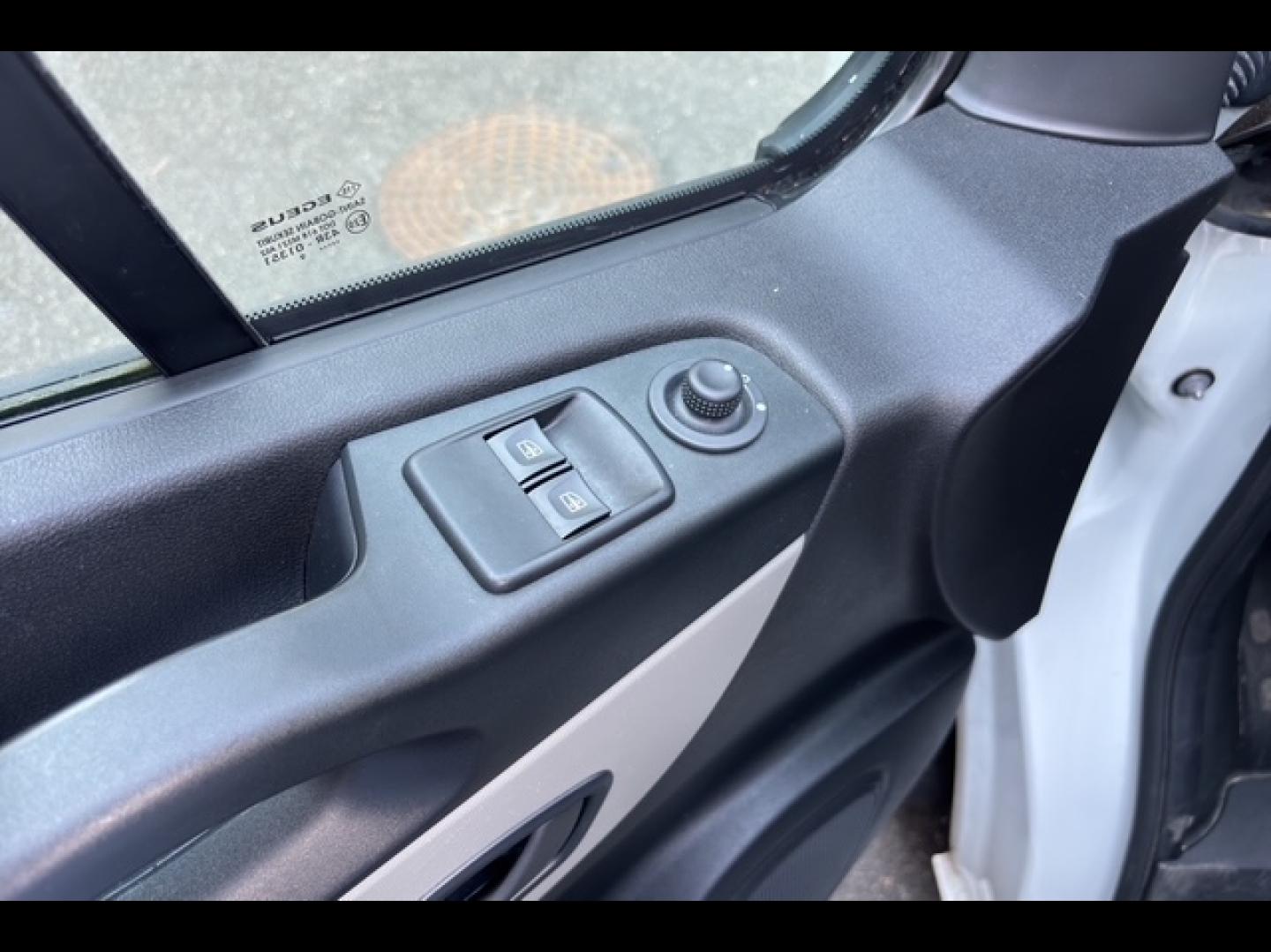 Image RENAULT Trafic Combi L1 1.6 dCi 120ch Zen 9 places Euro6d-T