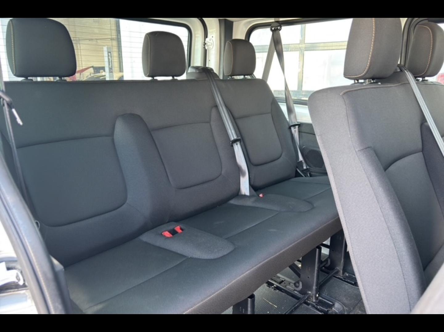 Image RENAULT Trafic Combi L1 1.6 dCi 120ch Zen 9 places Euro6d-T