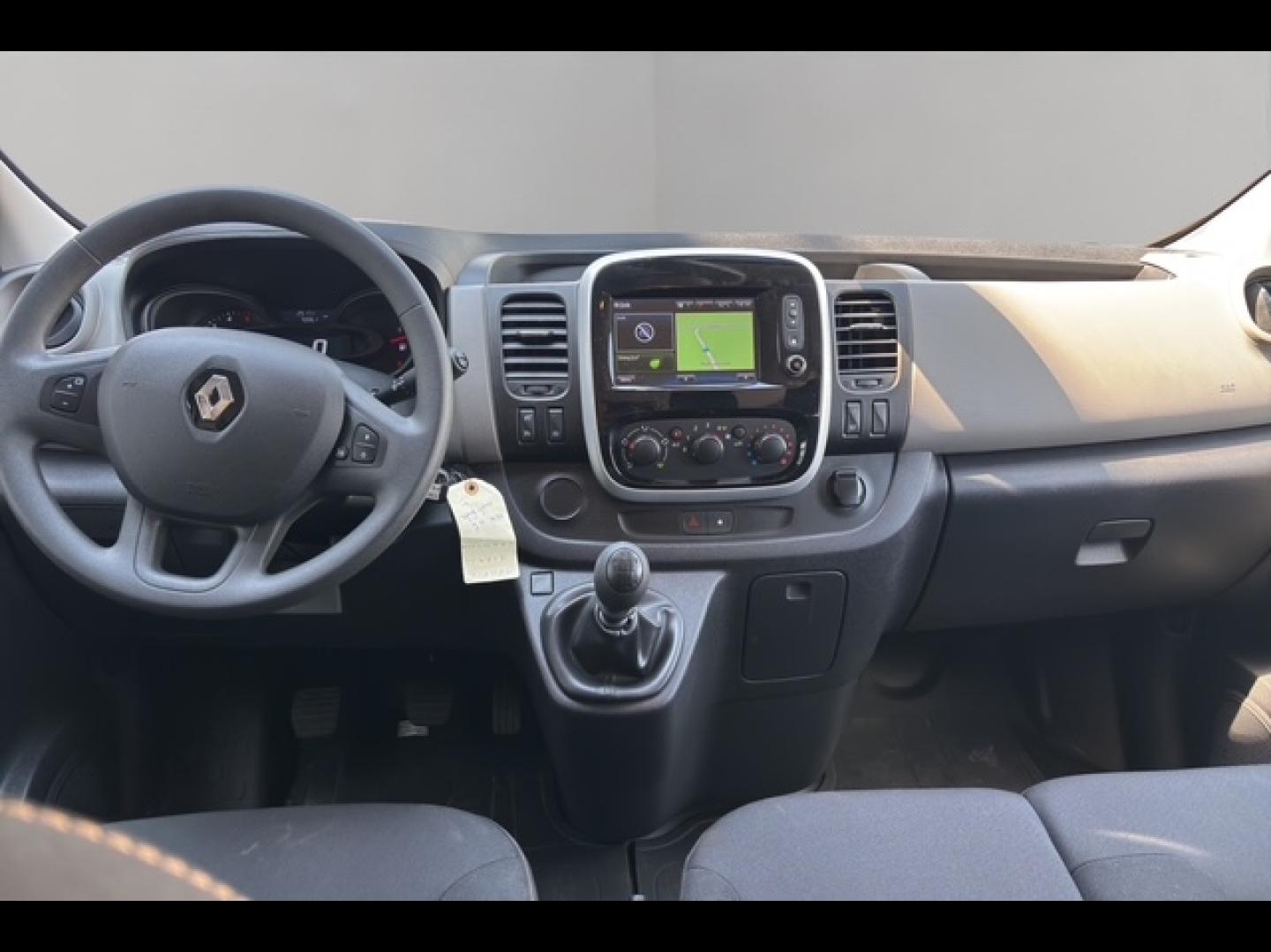 Image RENAULT Trafic Combi L1 1.6 dCi 120ch Zen 9 places Euro6d-T