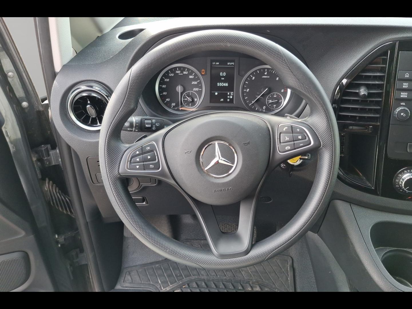 Image MERCEDES-BENZ Vito Fg 114 CDI Compact Pro Propulsion 9G-Tronic