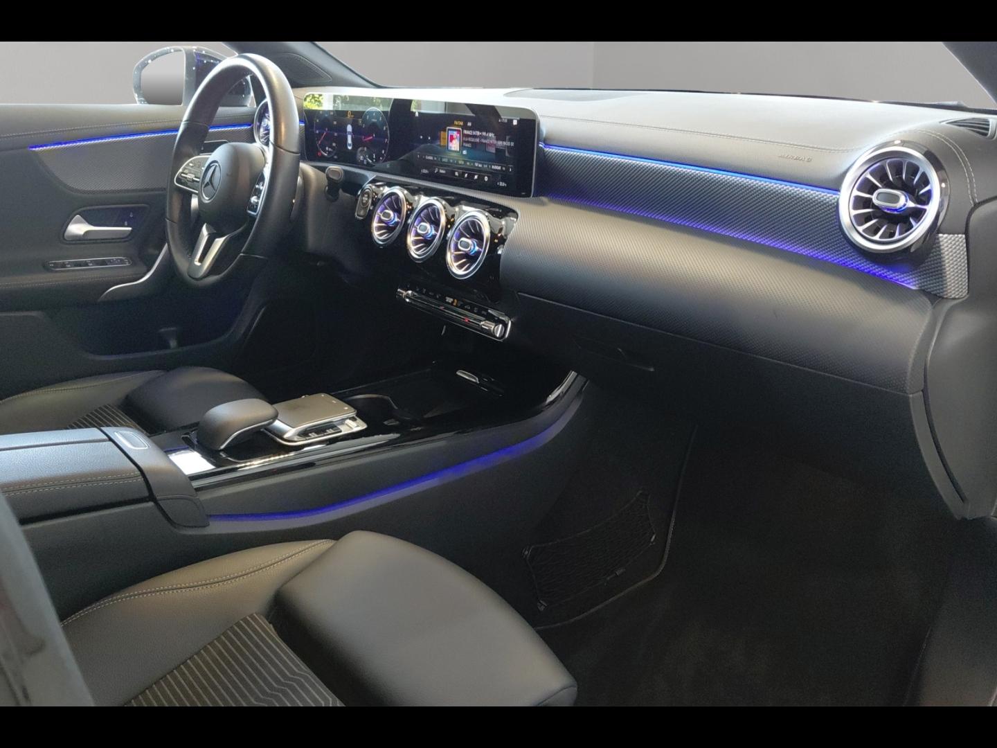 Image MERCEDES-BENZ CLA 180 136ch Progressive Line 7G-DCT