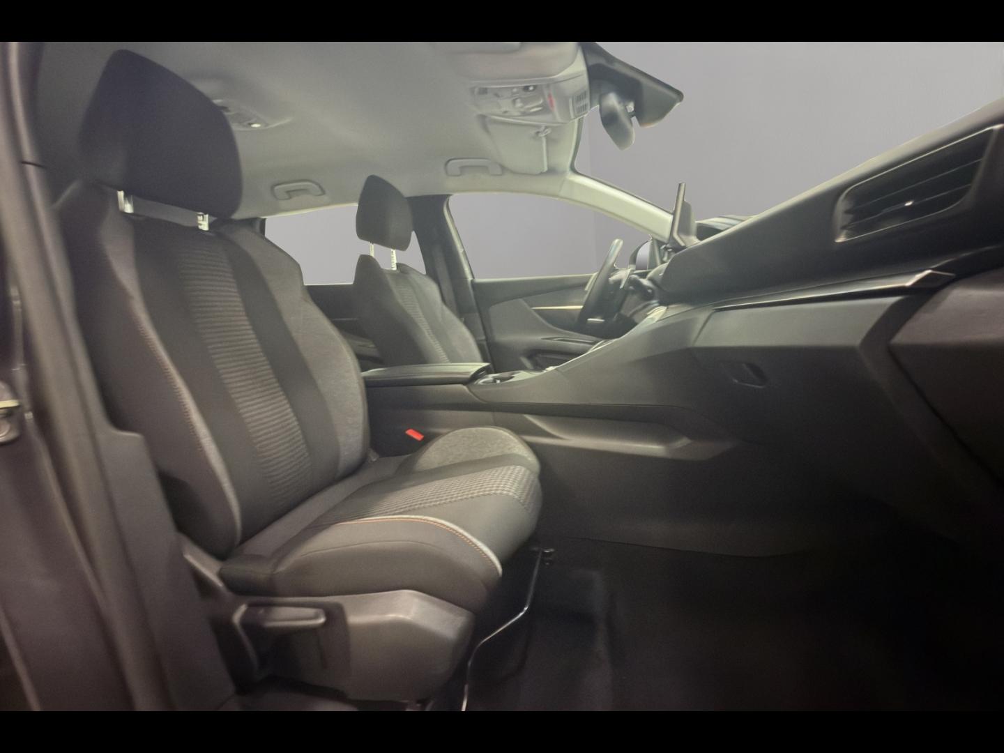 Image PEUGEOT 5008 1.2 PureTech 130ch S&S Active Business EAT8