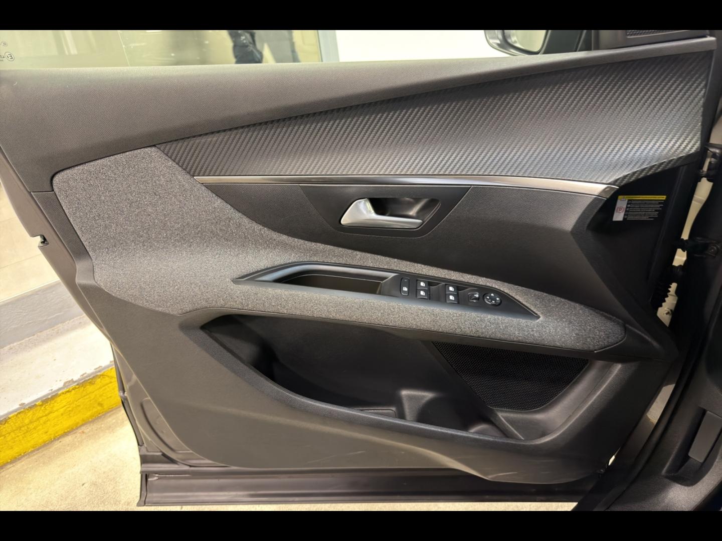 Image PEUGEOT 5008 1.2 PureTech 130ch S&S Active Business EAT8
