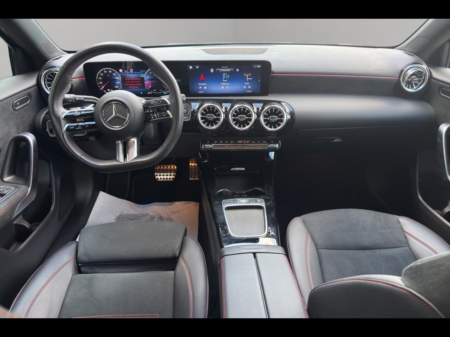 Image MERCEDES-BENZ Classe A 200 163ch AMG Line 7G-DCT