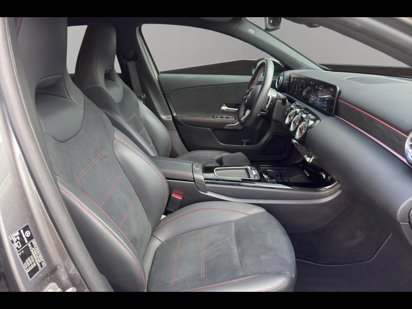 Image MERCEDES-BENZ Classe A 200 163ch AMG Line 7G-DCT