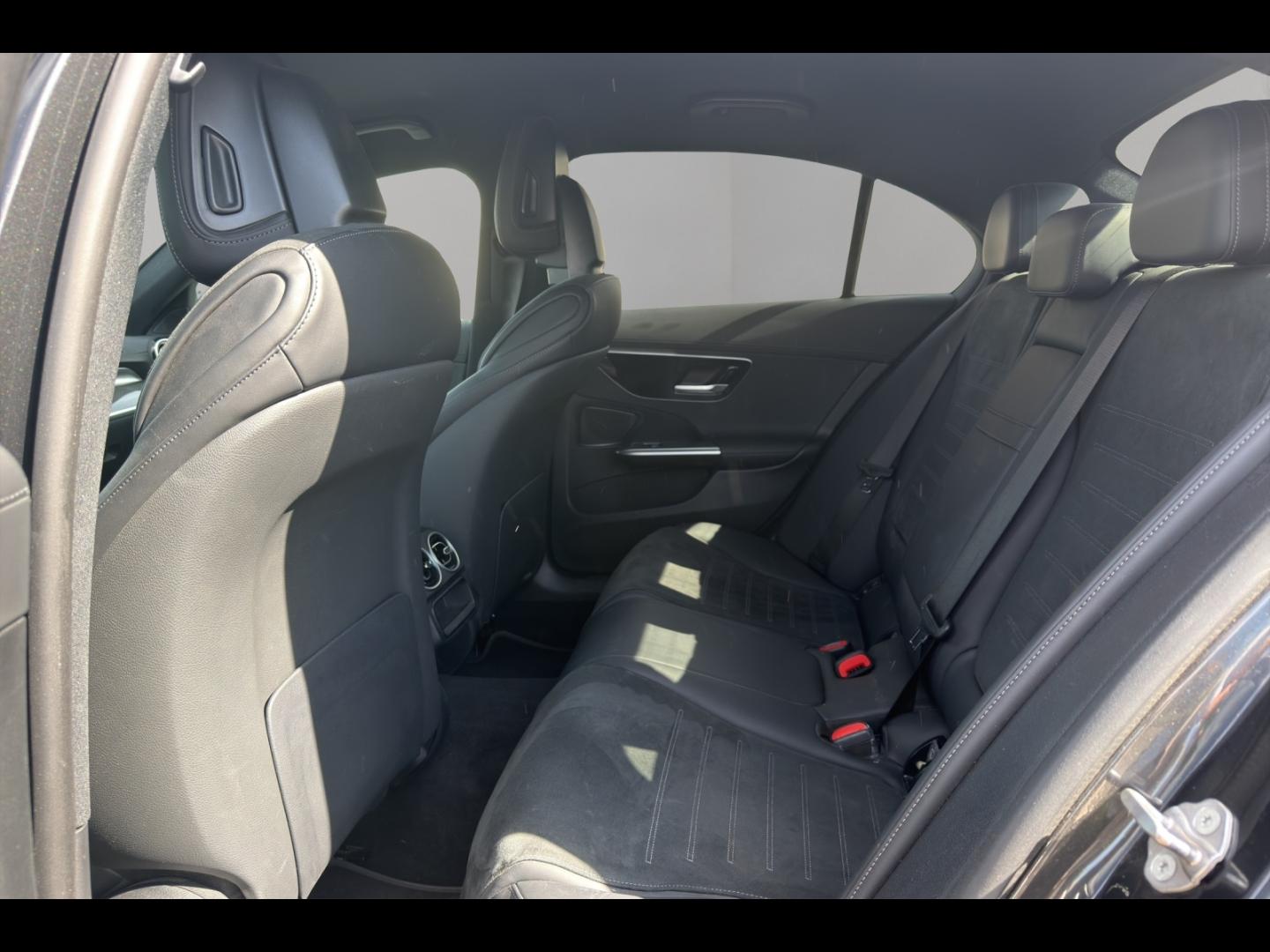 Image MERCEDES-BENZ Classe C 300 e 204+129ch AMG Line