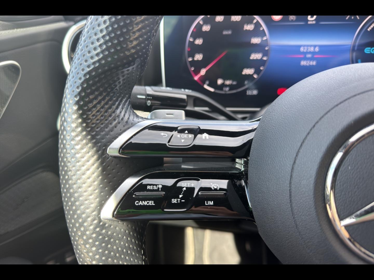 Image MERCEDES-BENZ Classe C 300 e 204+129ch AMG Line