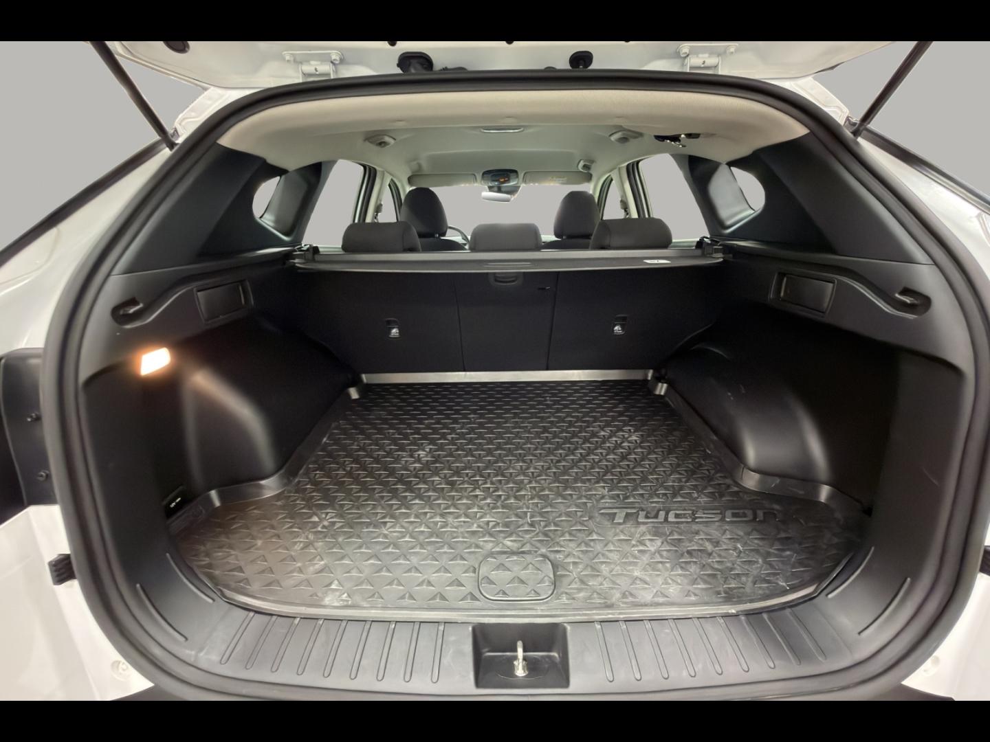 Image HYUNDAI Tucson 1.6 T-GDi 230ch Hybrid Business BVA6