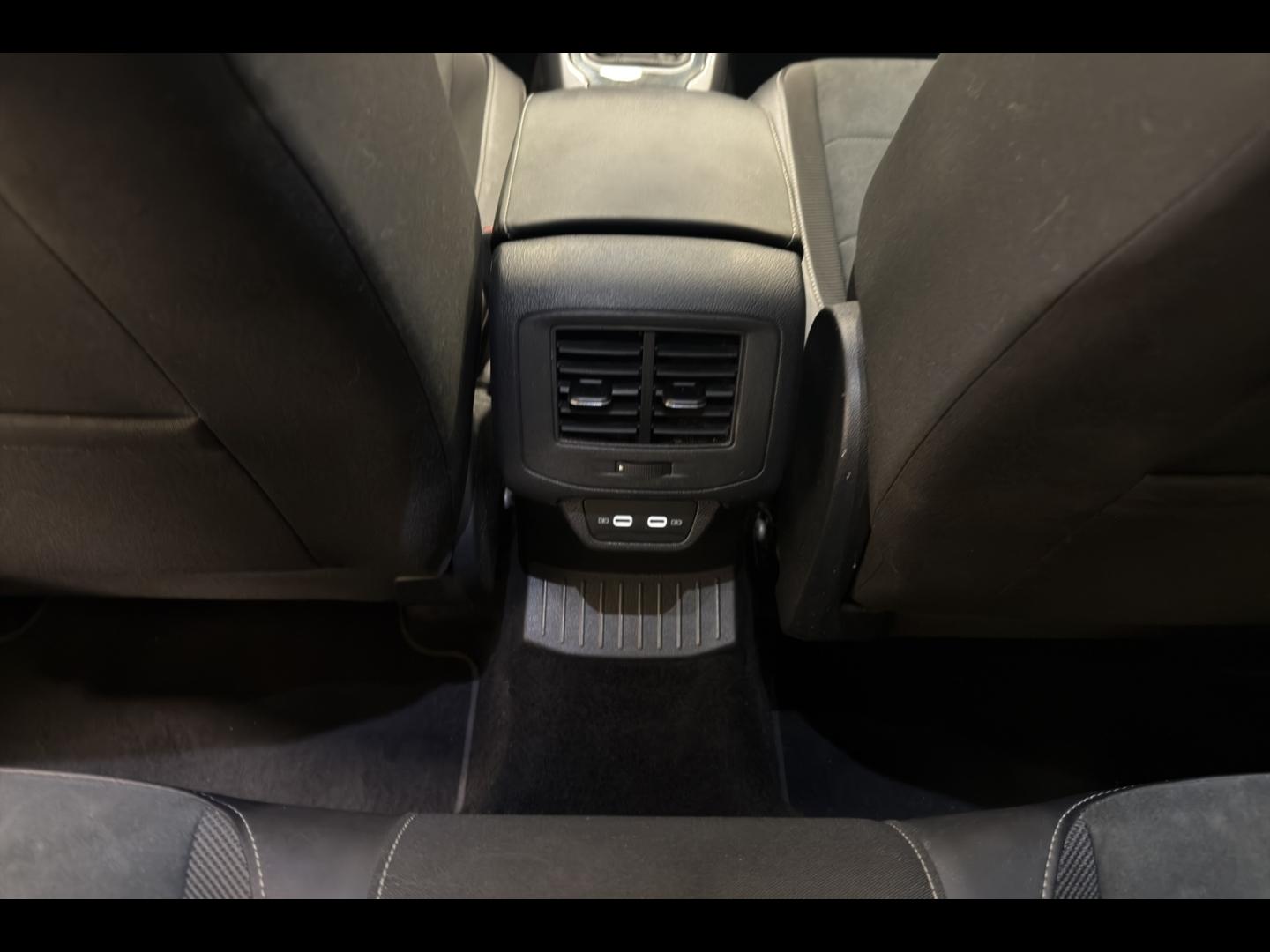 Image VOLKSWAGEN T-Roc 1.5 TSI EVO 150ch Style DSG7