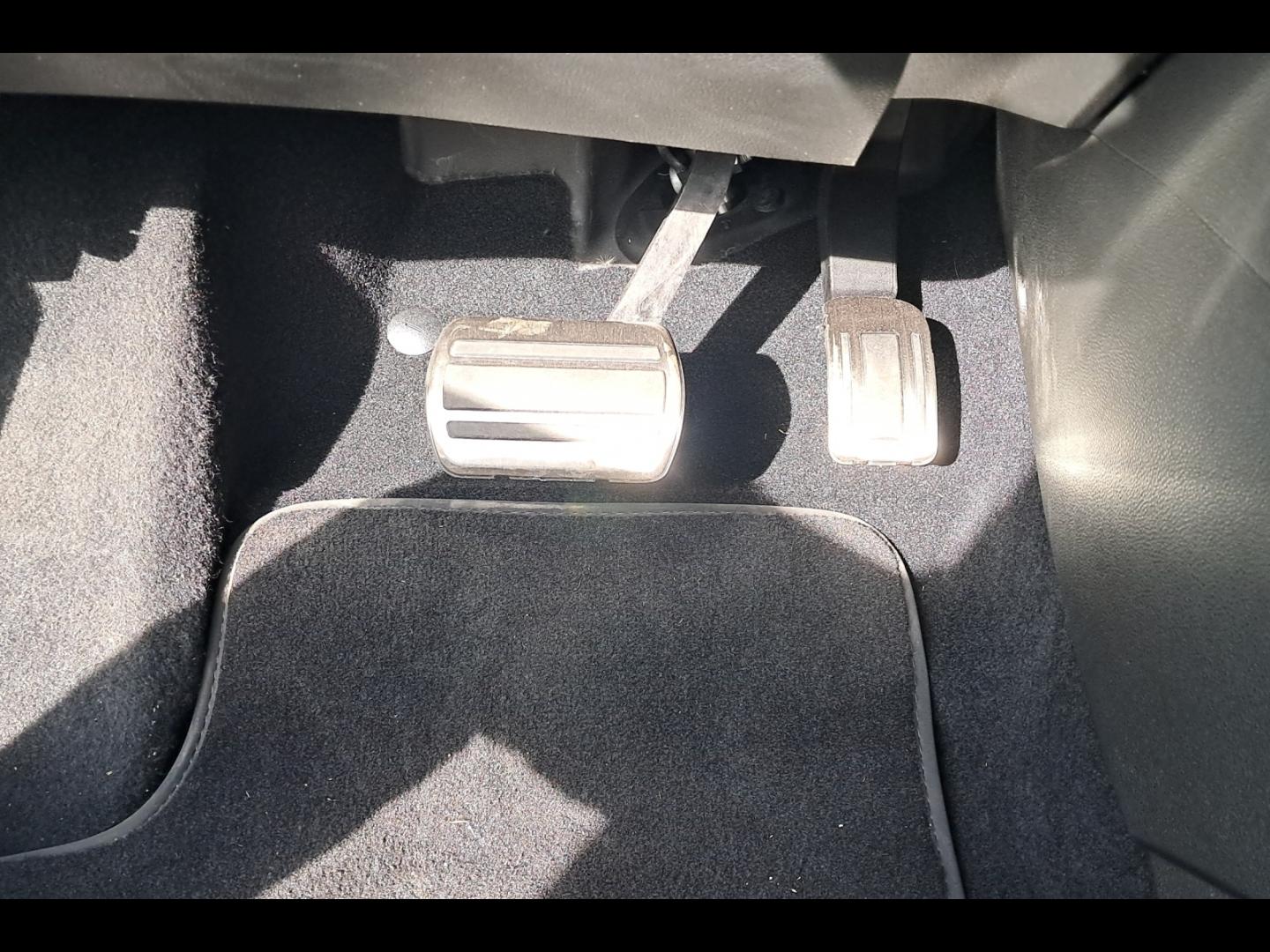 Image ALFA ROMEO Junior 1.2 Ibrida 145ch Intensa e-DCT6