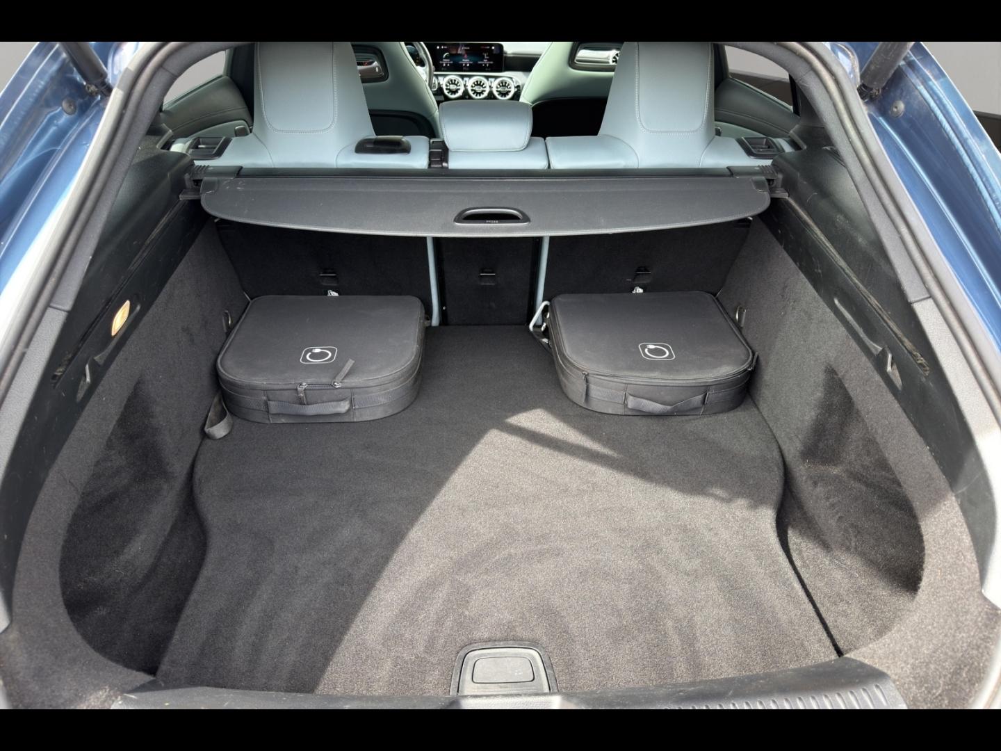 Image MERCEDES-BENZ CLA Shooting Brake 250 e 160+102ch AMG Line 8G-DCT