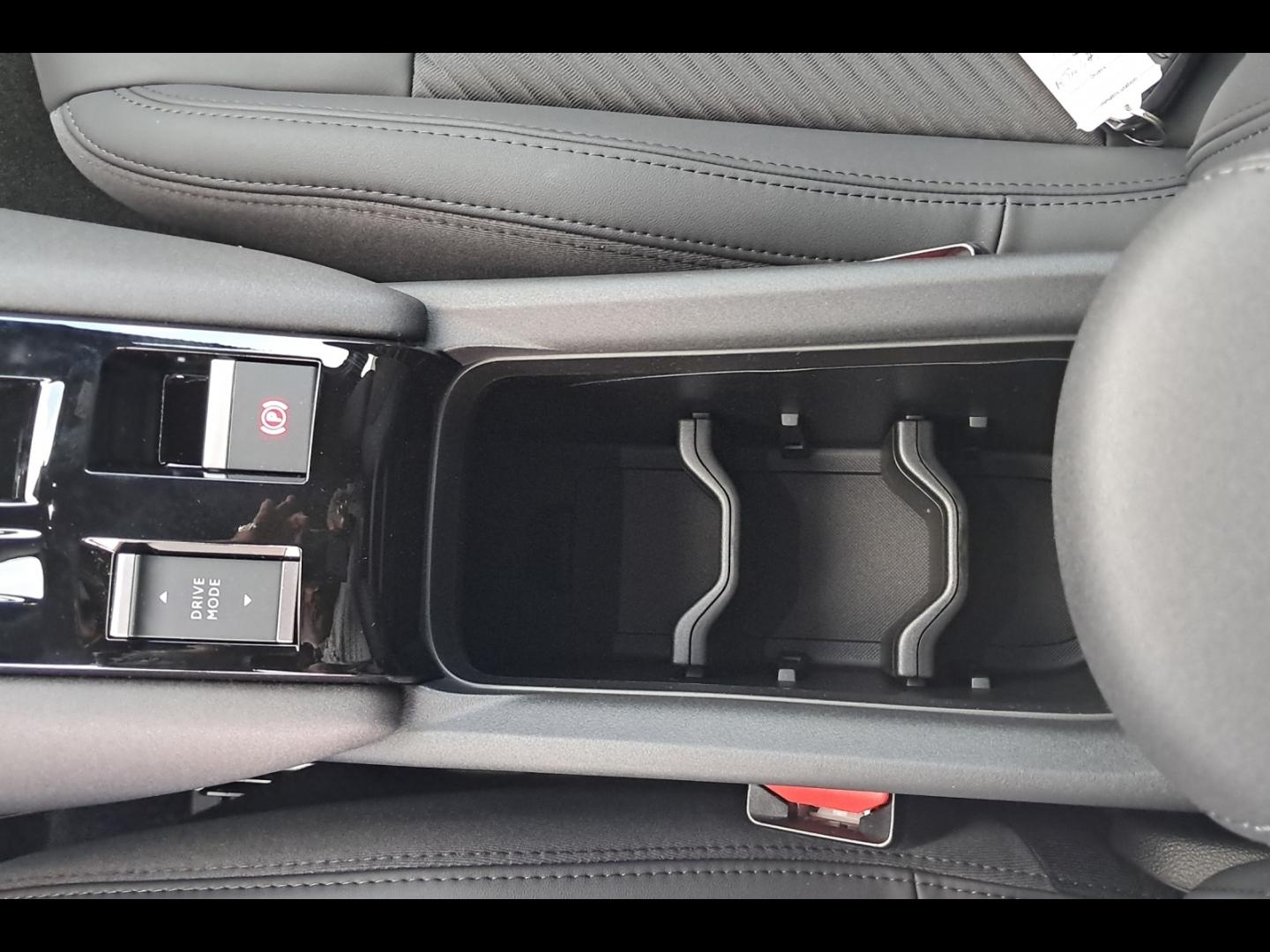 Image ALFA ROMEO Junior 1.2 Ibrida 145ch Speciale e-DCT6