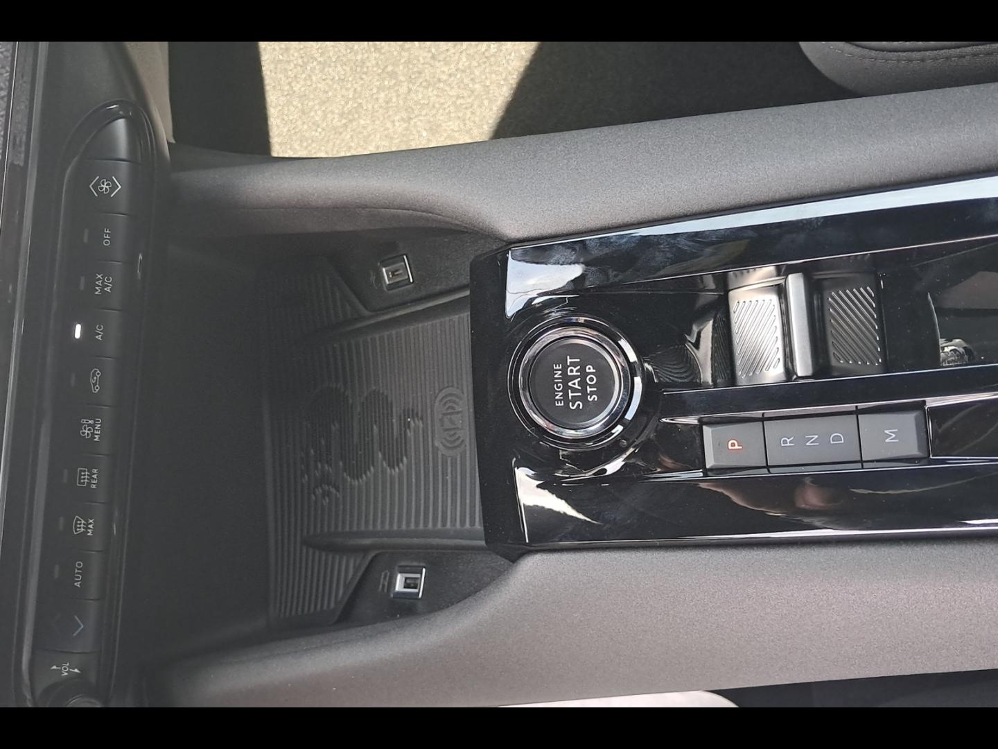 Image ALFA ROMEO Junior 1.2 Ibrida 145ch Speciale e-DCT6