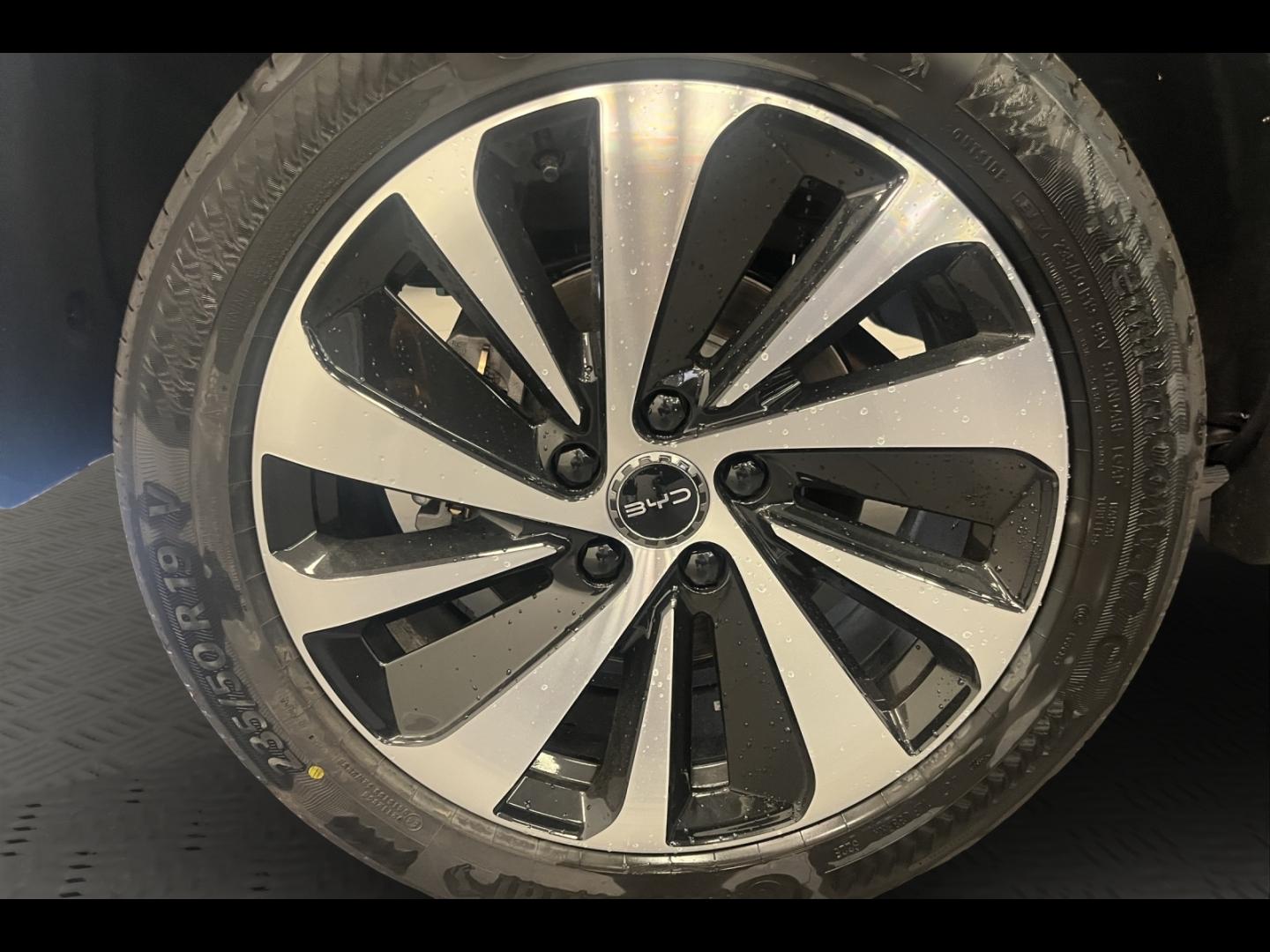 Image BYD Seal U 1.5 DM-i 218ch Boost