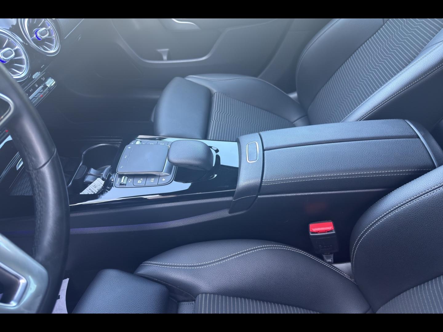 Image MERCEDES-BENZ Classe A 250 e 160+102ch Progressive Line 8G-DCT 8cv