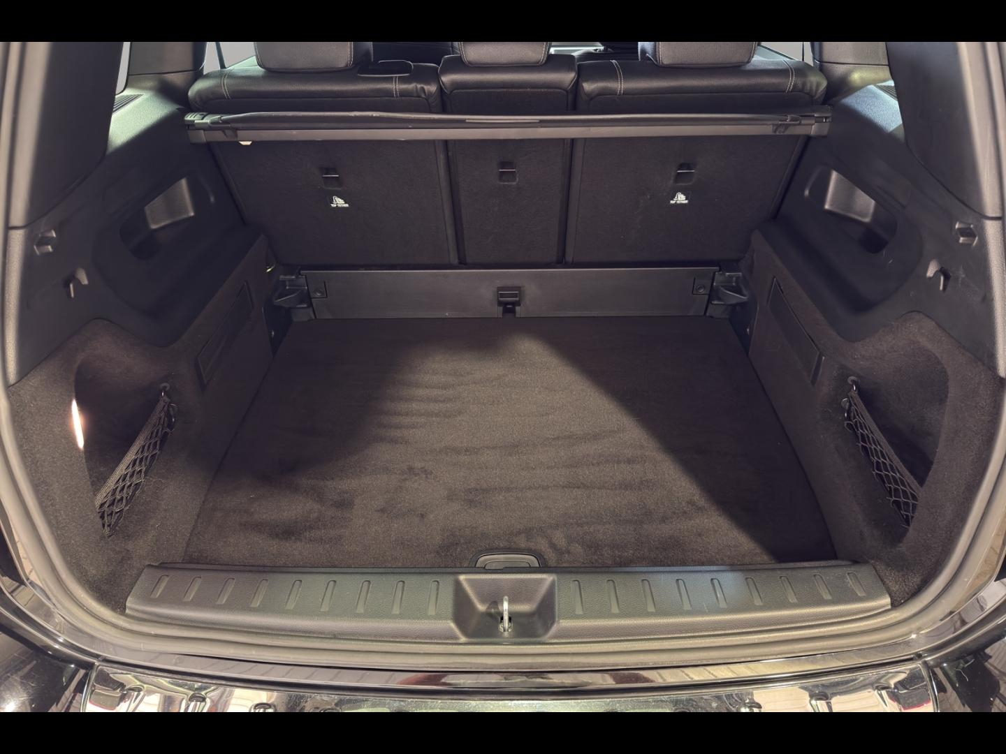 Image MERCEDES-BENZ GLB 200d 150ch Progressive Line launch Edition 8G-DCT 122g