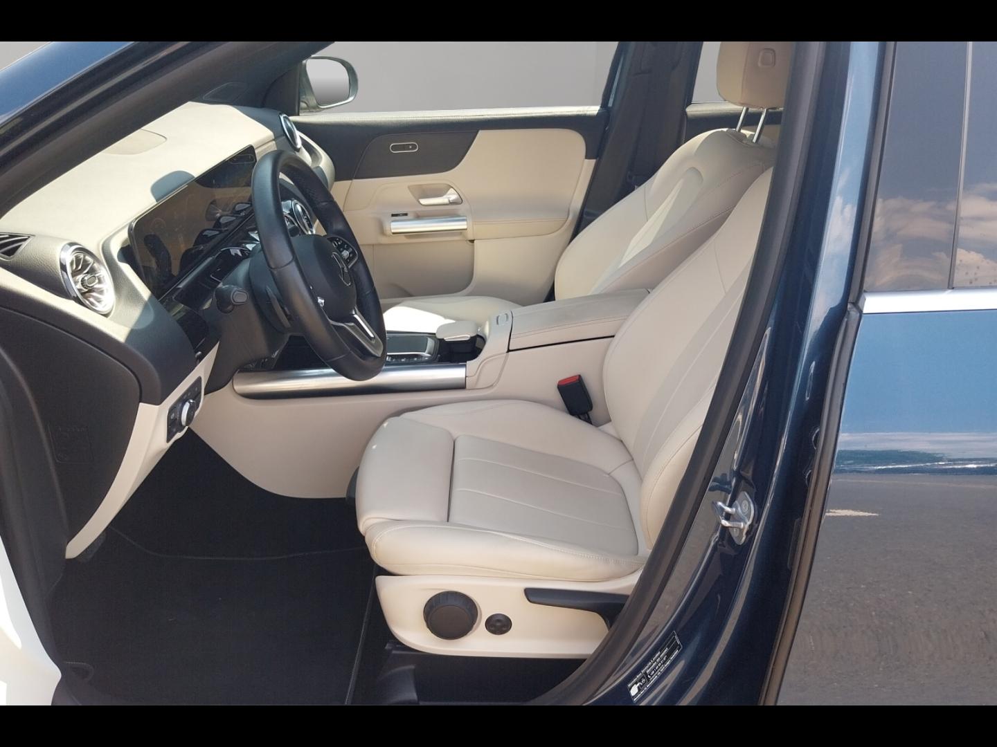 Image MERCEDES-BENZ GLA 200 d 150ch Progressive Line 8G-DCT