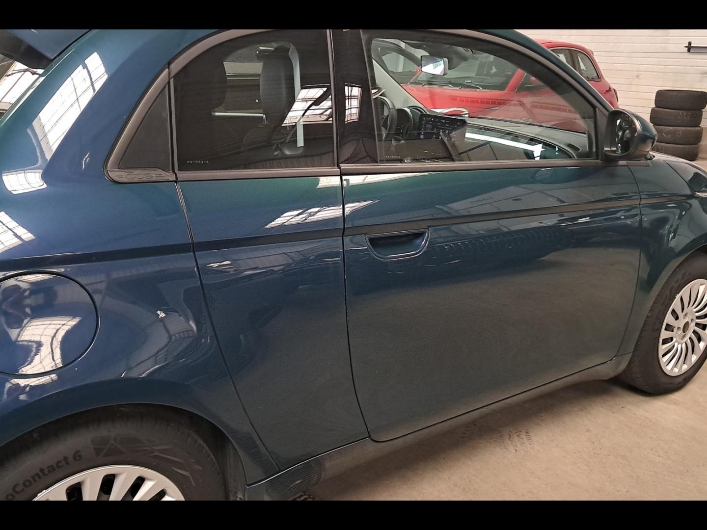 Image FIAT 500 3+1 e 118ch Pack Confort MY23