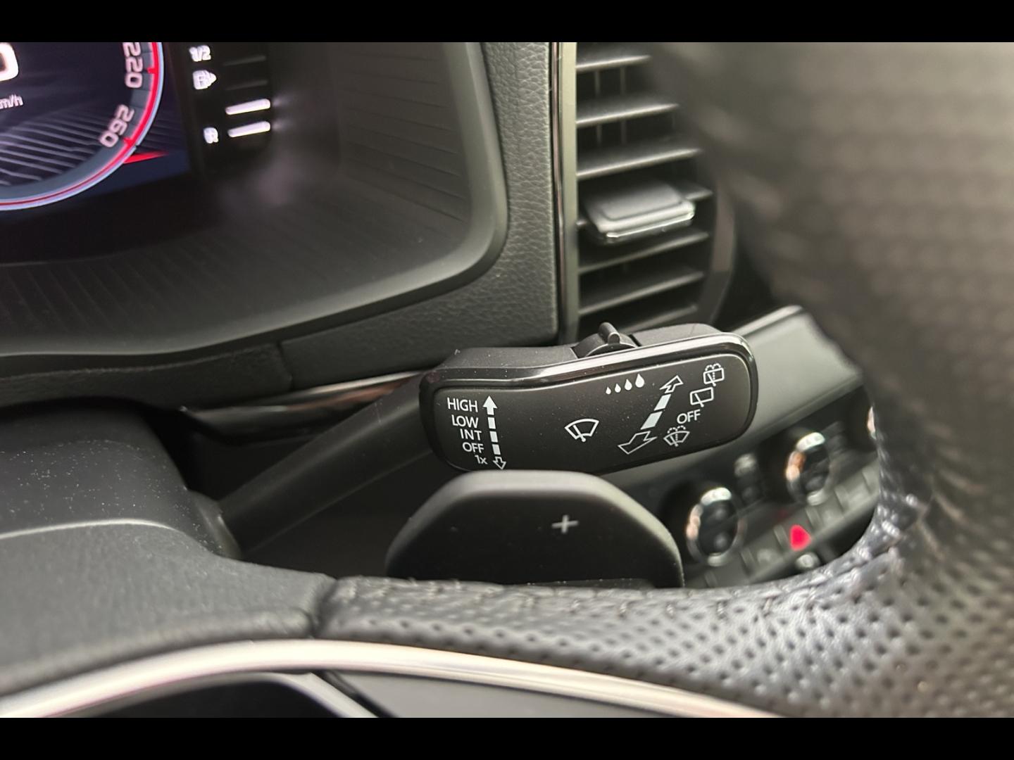 Image SKODA Karoq 2.0 TDI 150ch SCR Selection 4x2 DSG7