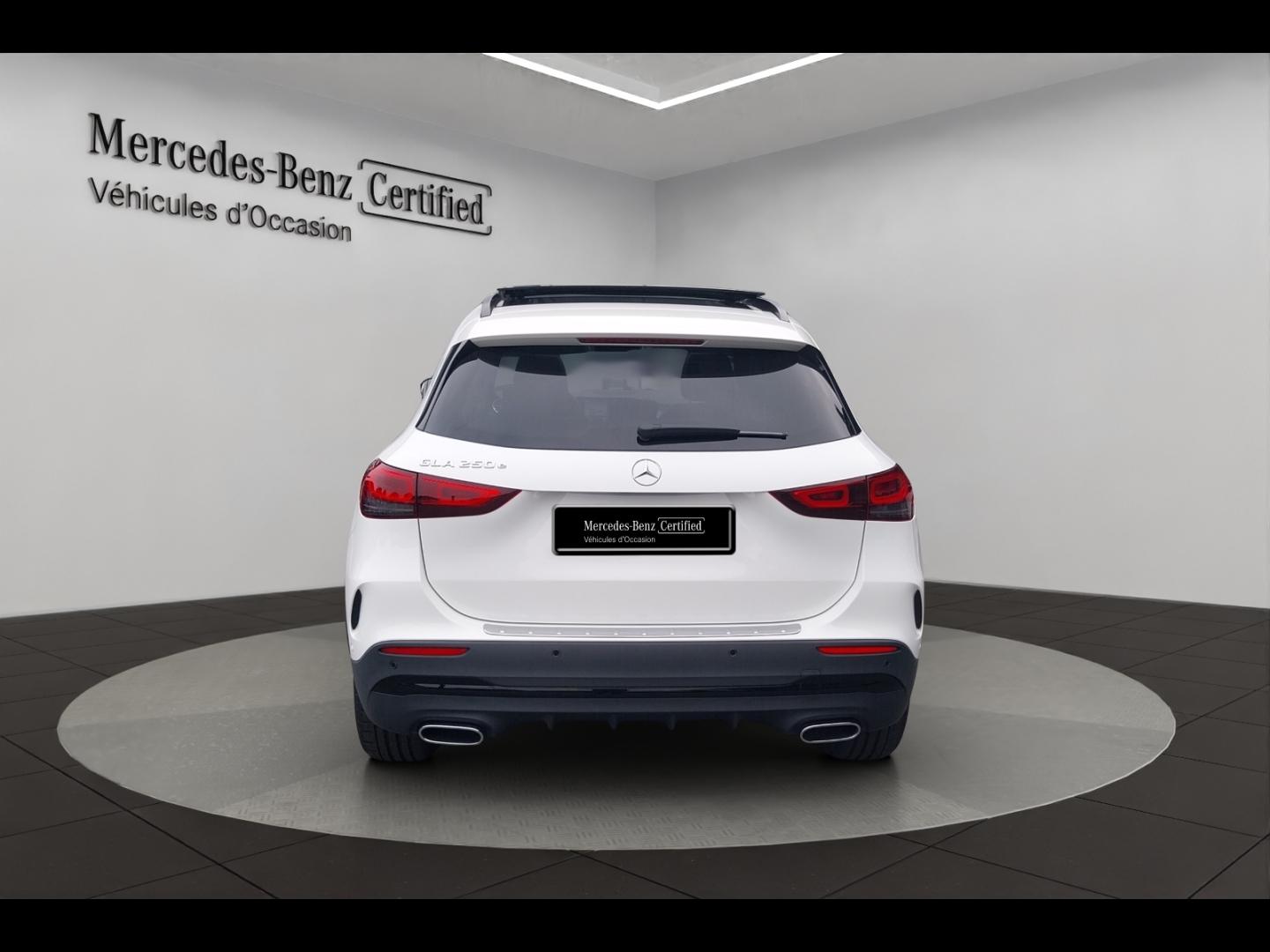 Image MERCEDES-BENZ GLA 250 e 160+102ch AMG Line 8G-DCT