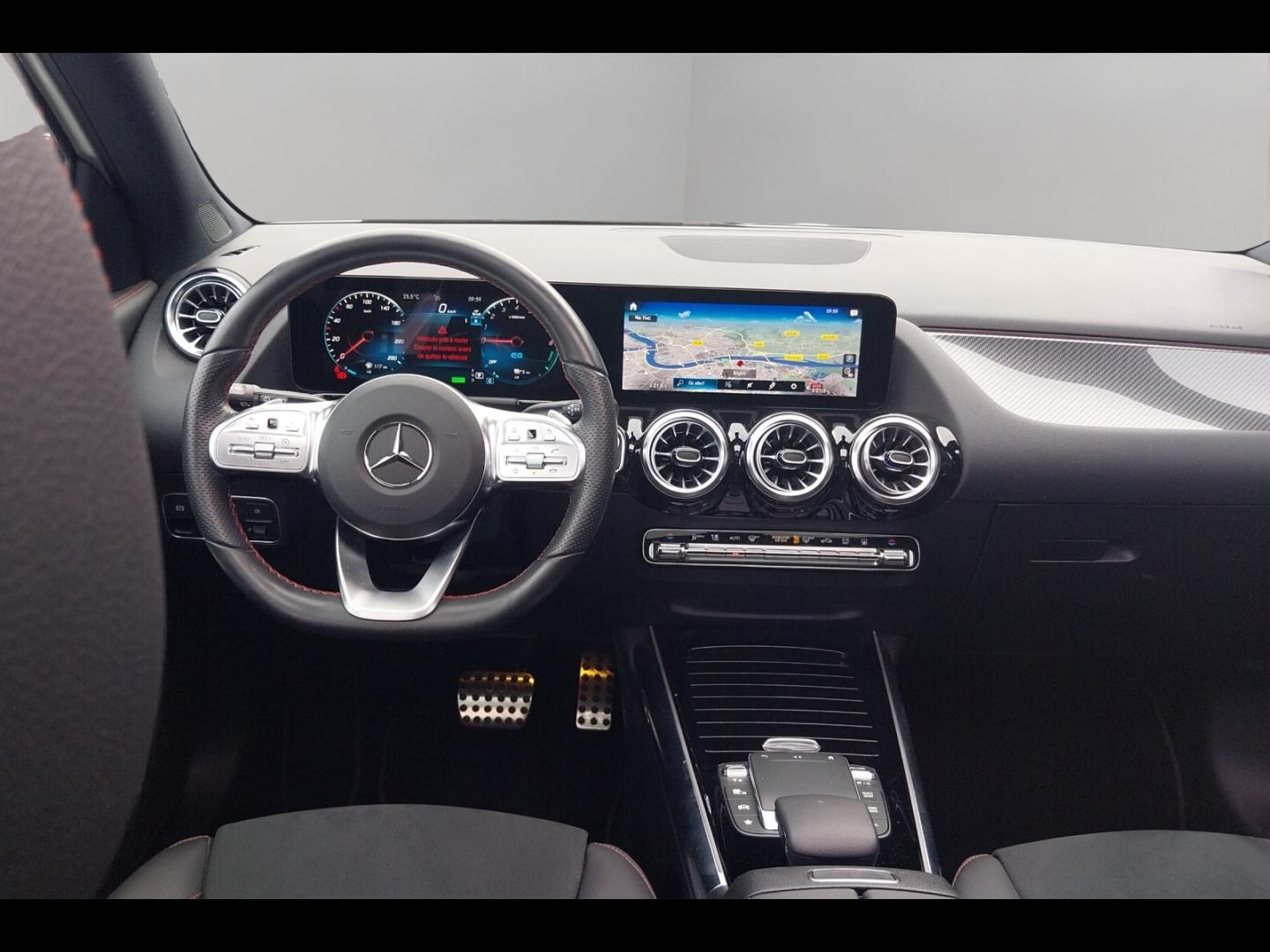 Image MERCEDES-BENZ GLA 250 e 160+102ch AMG Line 8G-DCT