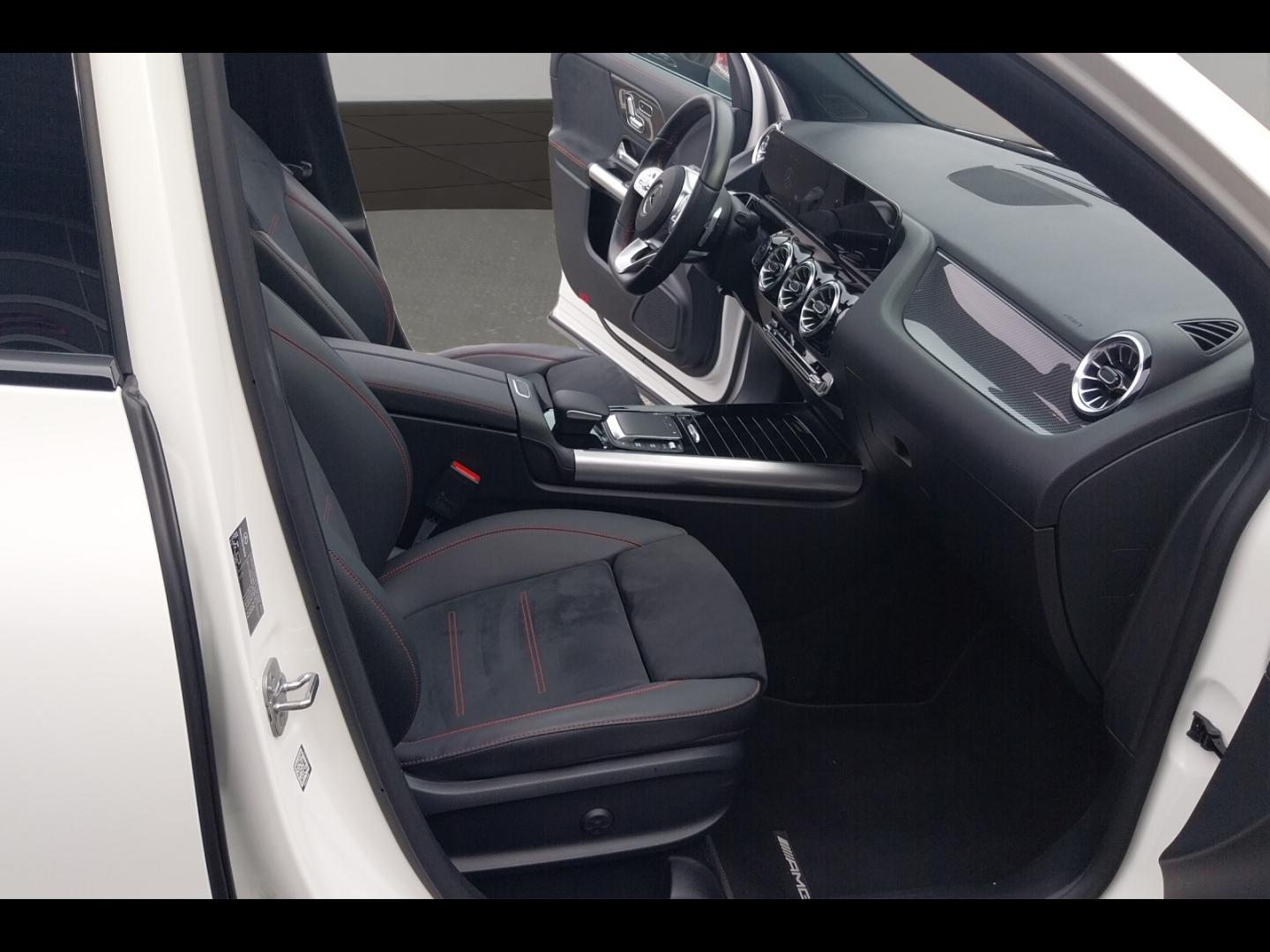 Image MERCEDES-BENZ GLA 250 e 160+102ch AMG Line 8G-DCT