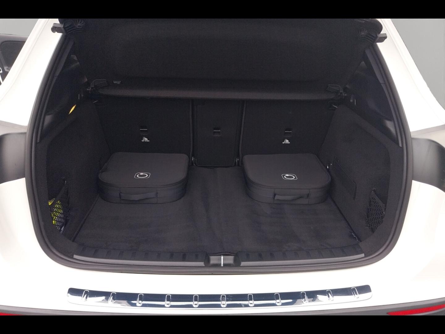 Image MERCEDES-BENZ GLA 250 e 160+102ch AMG Line 8G-DCT