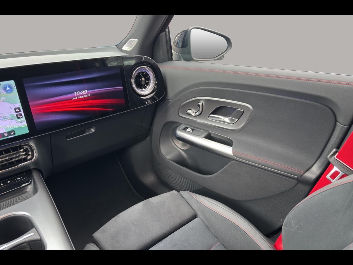 Image MERCEDES-BENZ GLB 250+ EQ 272ch AMG Line
