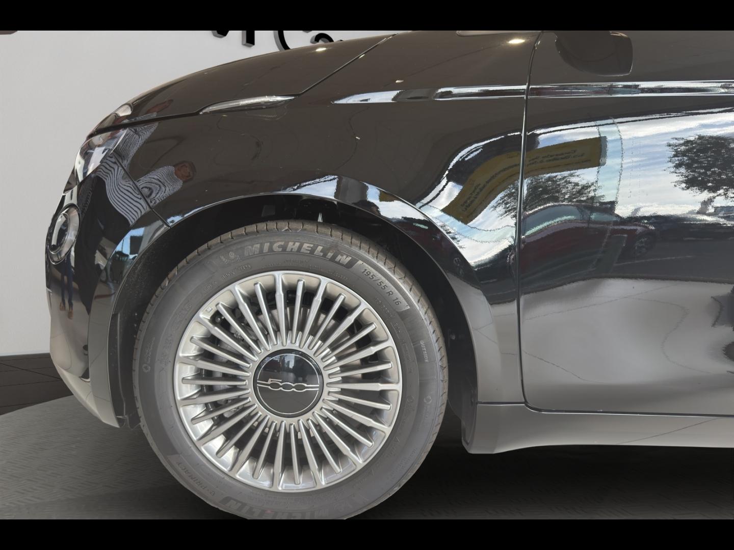 Image FIAT 500 1.0 FireFly 65ch hybrid Icône