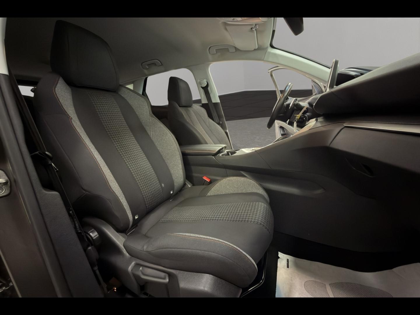 Image PEUGEOT 3008 1.2 PureTech 130ch E6.c Active Business S&S EAT8