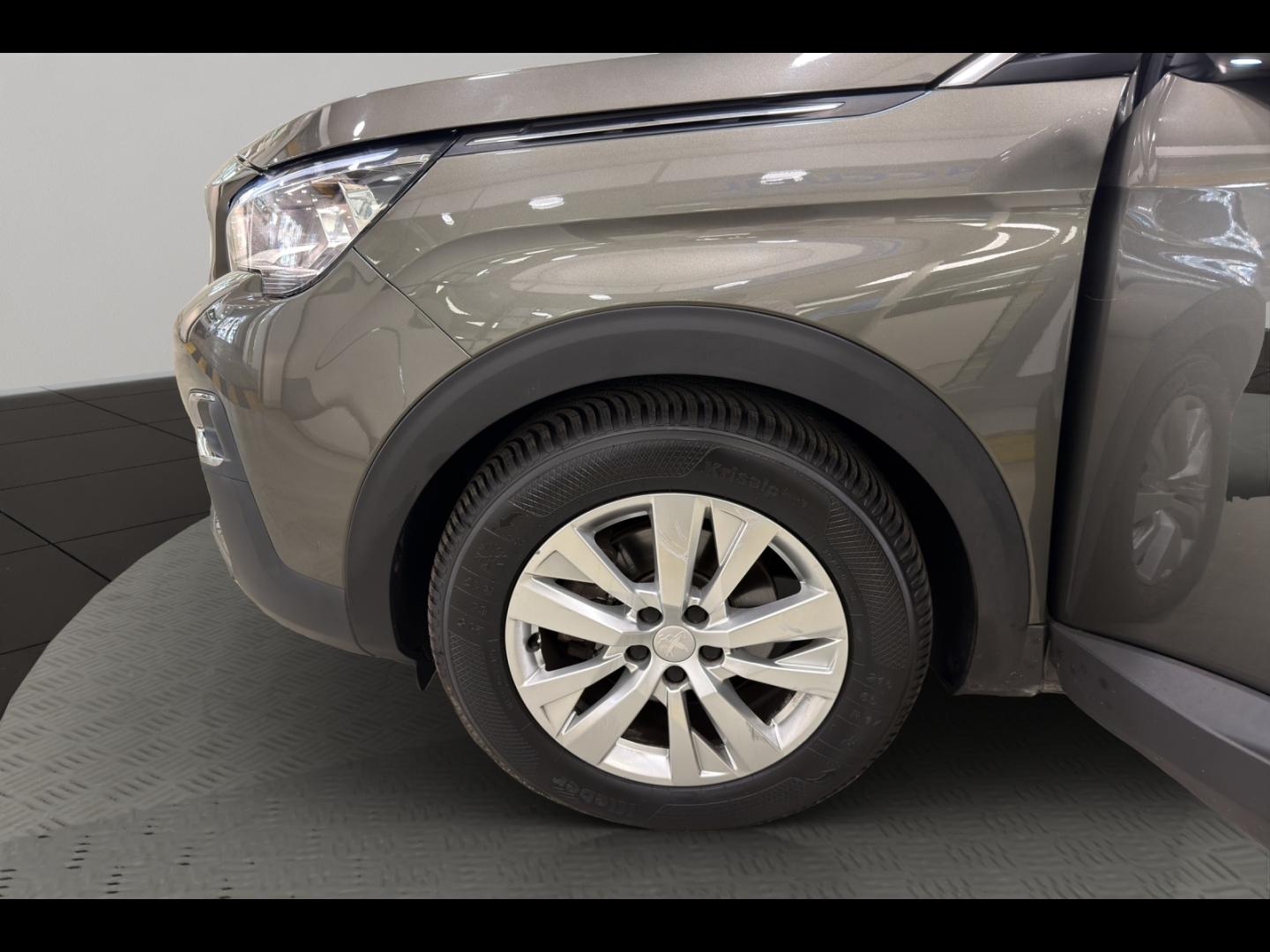 Image PEUGEOT 3008 1.2 PureTech 130ch E6.c Active Business S&S EAT8
