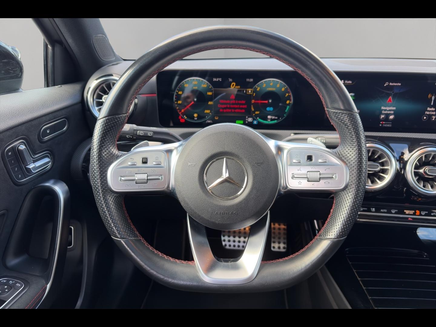 Image MERCEDES-BENZ Classe A 250 e 160+102ch AMG Line 8G-DCT 8cv