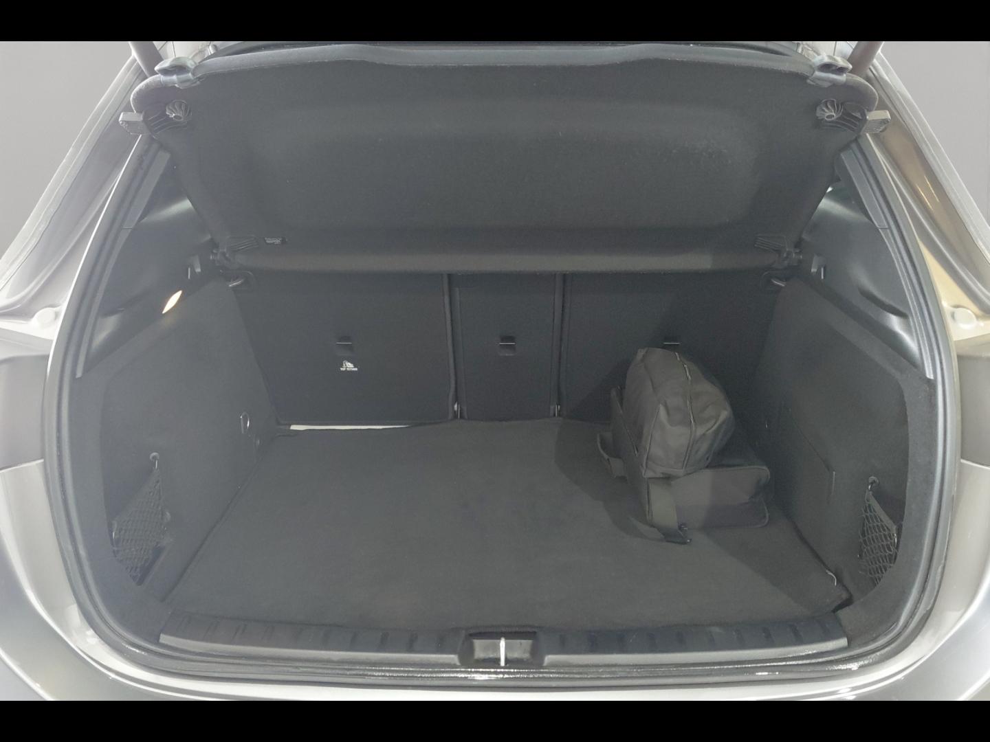 Image MERCEDES-BENZ GLA 250 e 160+102ch AMG Line 8G-DCT