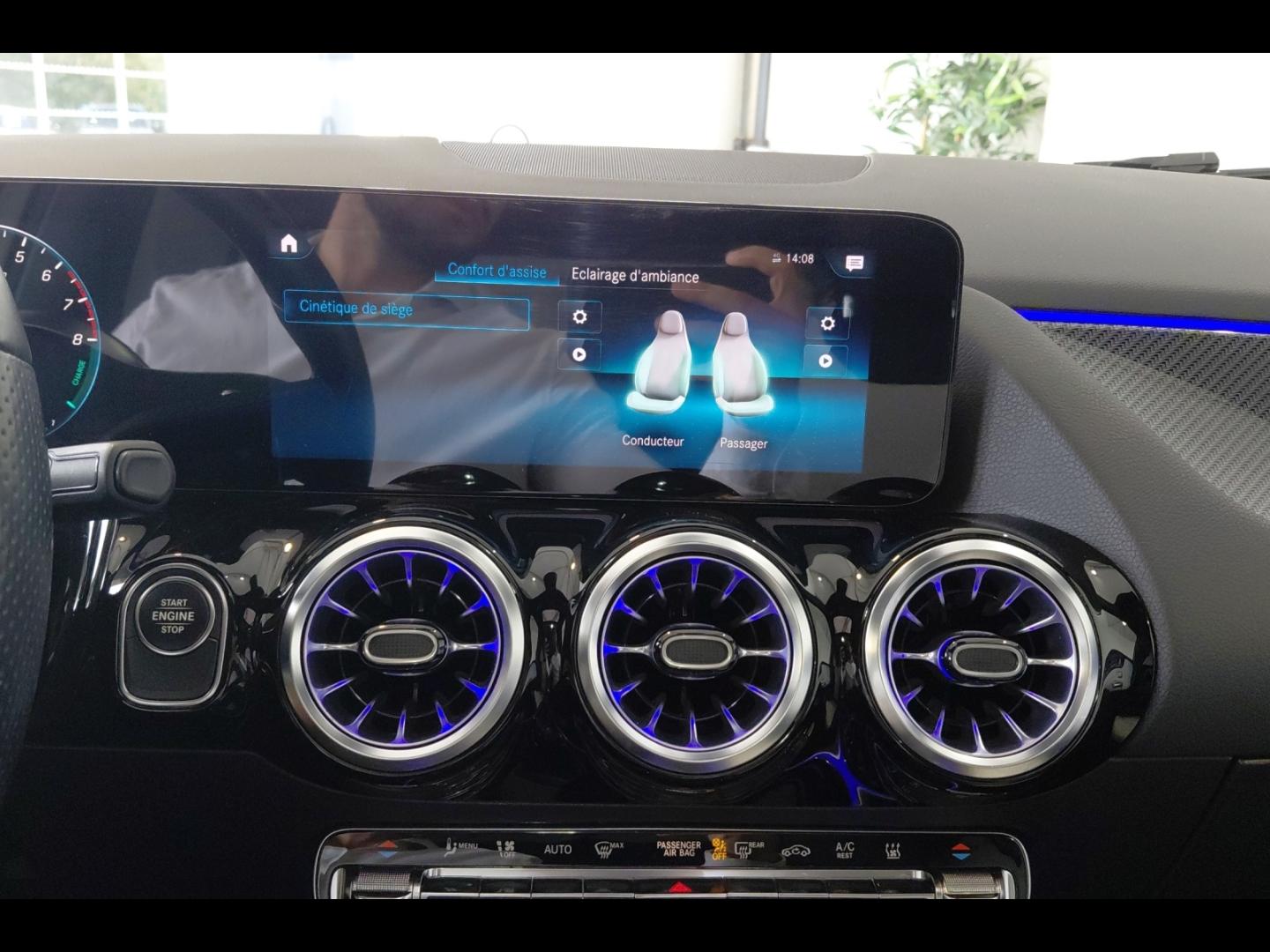 Image MERCEDES-BENZ GLA 250 e 160+102ch AMG Line 8G-DCT