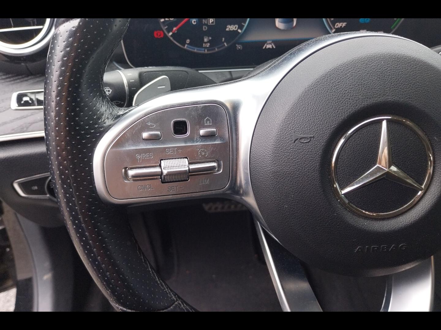 Image MERCEDES-BENZ Classe E 300 e 211+122ch AMG Line 9G-Tronic Euro6d-T-EVAP-ISC 41g