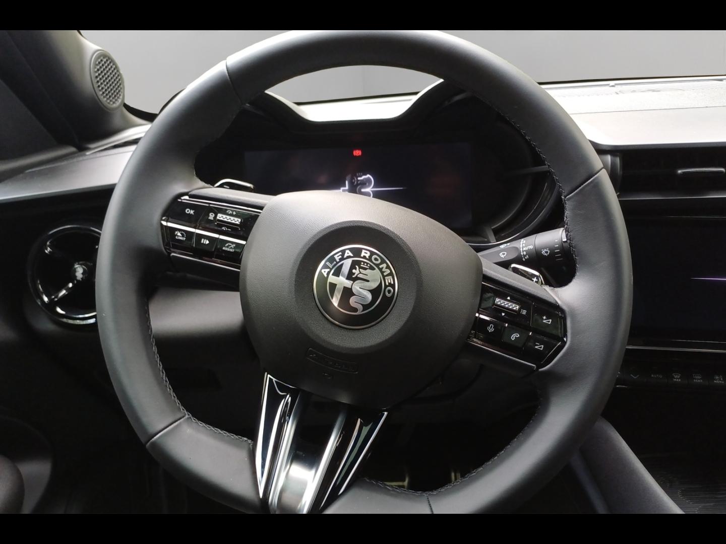 Image ALFA ROMEO Junior 1.2 Ibrida 145ch Sport Speciale e-DCT6
