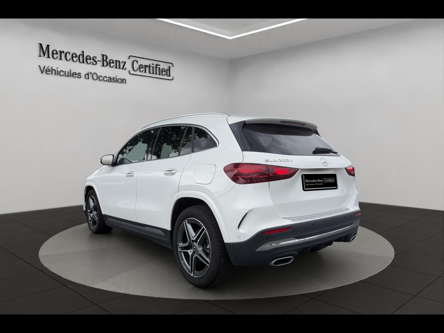 Image MERCEDES-BENZ GLA 200 d 150ch AMG Line 8G-DCT