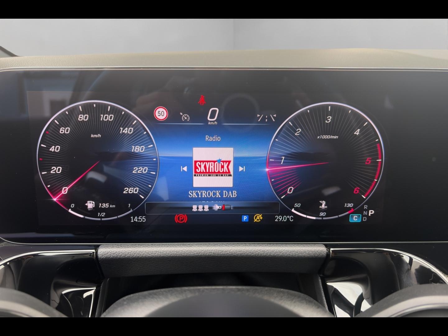 Image MERCEDES-BENZ GLA 200 d 150ch AMG Line 8G-DCT