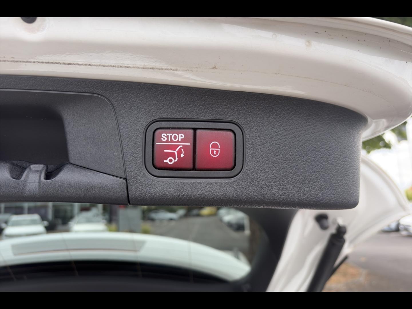 Image MERCEDES-BENZ GLA 200 d 150ch AMG Line 8G-DCT