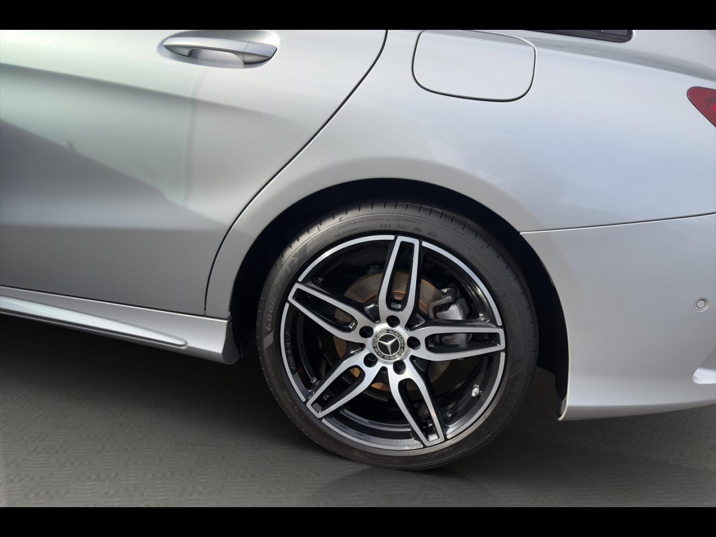 Image MERCEDES-BENZ CLA Shooting Brake 200 d Fascination 7G-DCT
