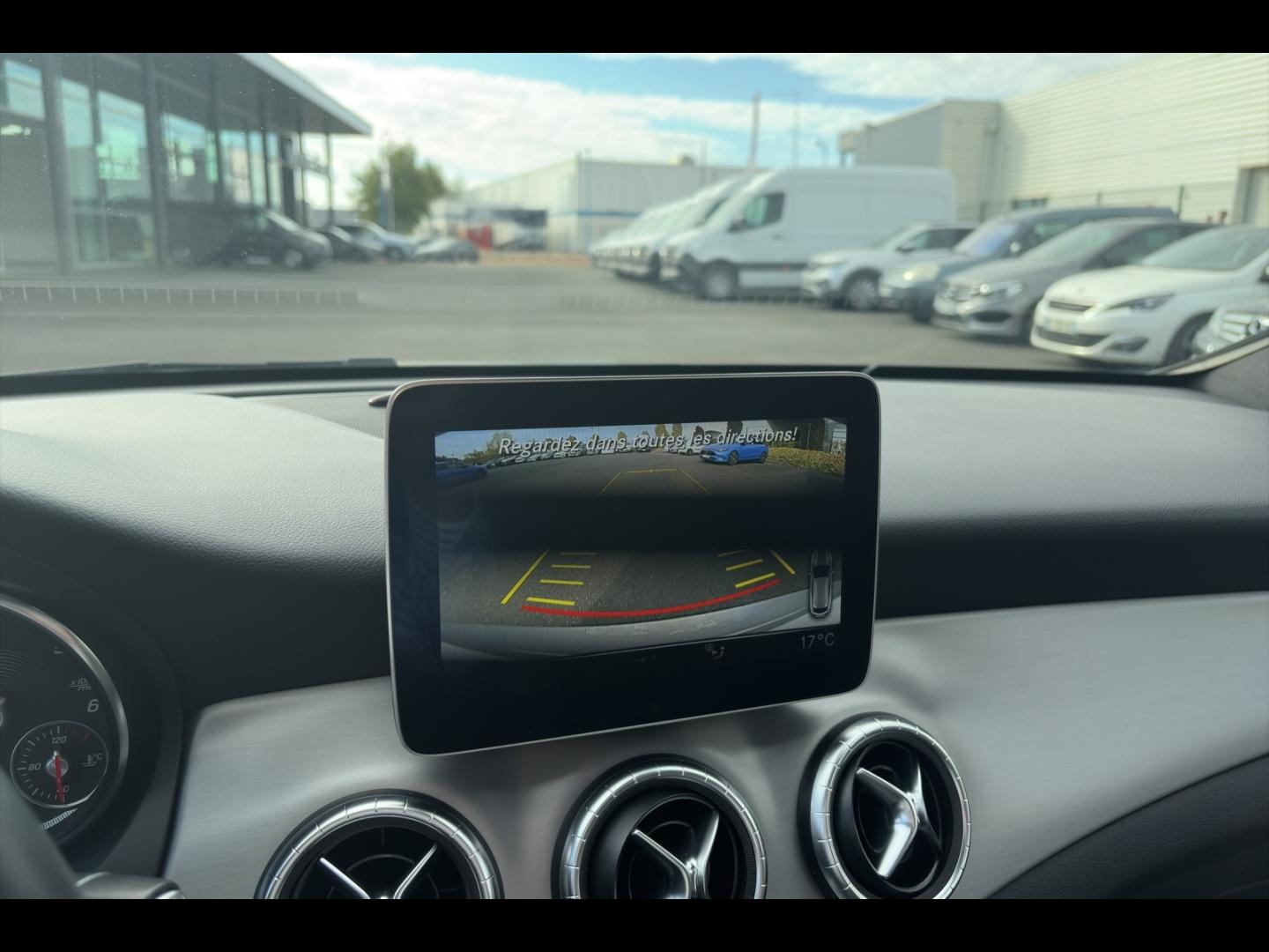 Image MERCEDES-BENZ CLA Shooting Brake 200 d Fascination 7G-DCT