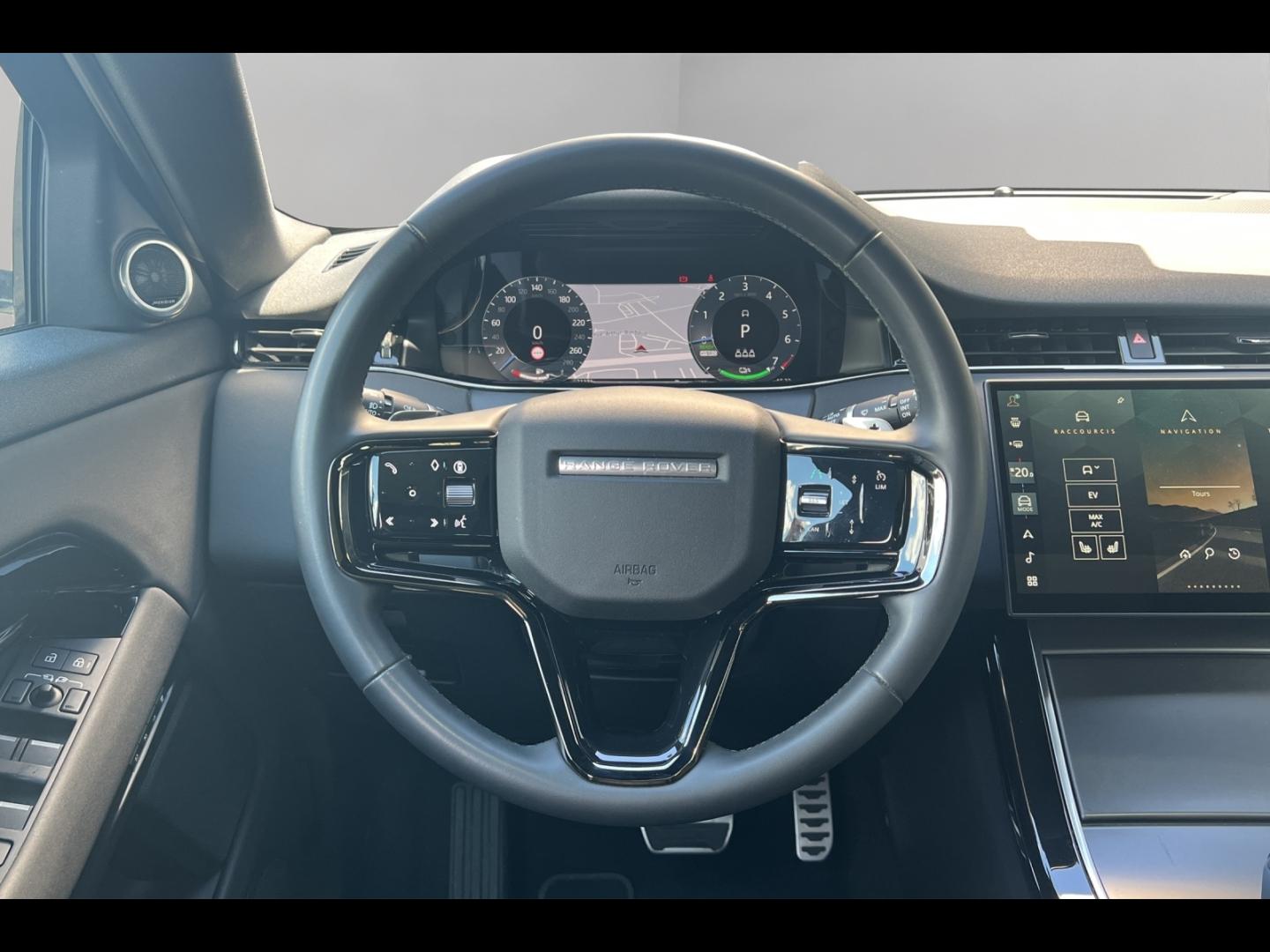 Image LAND-ROVER Range Rover Evoque 1.5 P300e 309ch Dynamic SE