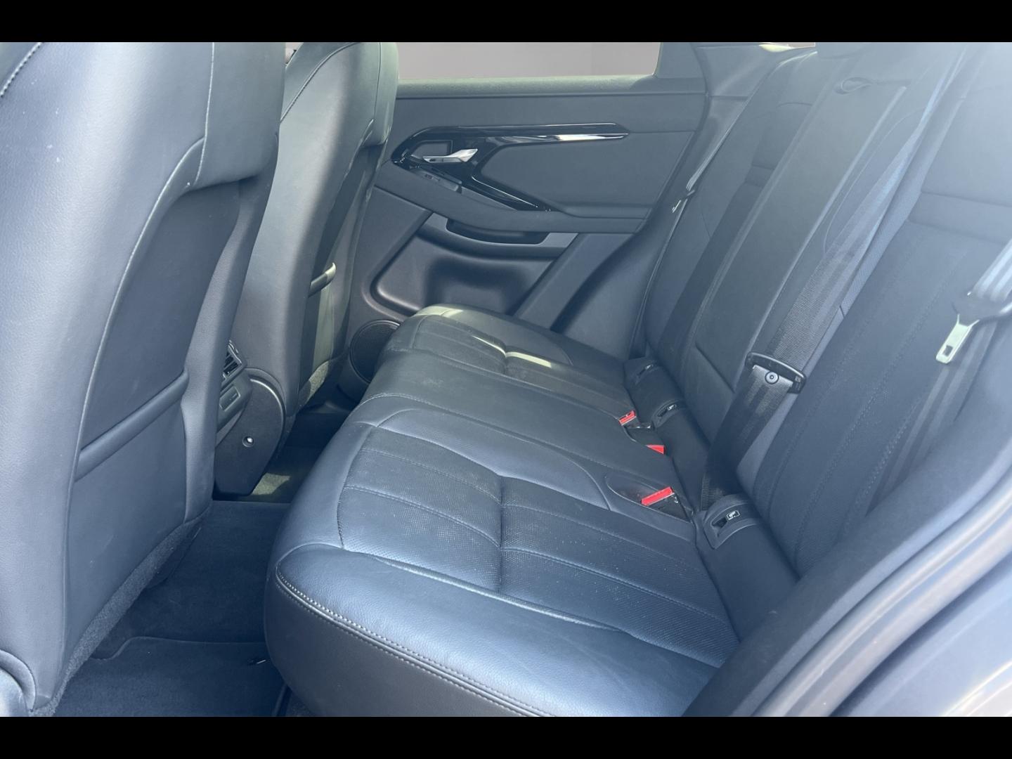Image LAND-ROVER Range Rover Evoque 1.5 P300e 309ch Dynamic SE
