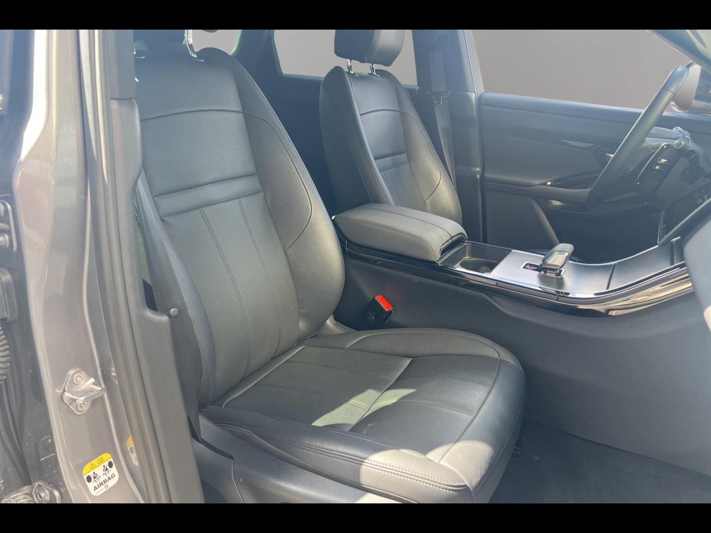 Image LAND-ROVER Range Rover Evoque 1.5 P300e 309ch Dynamic SE