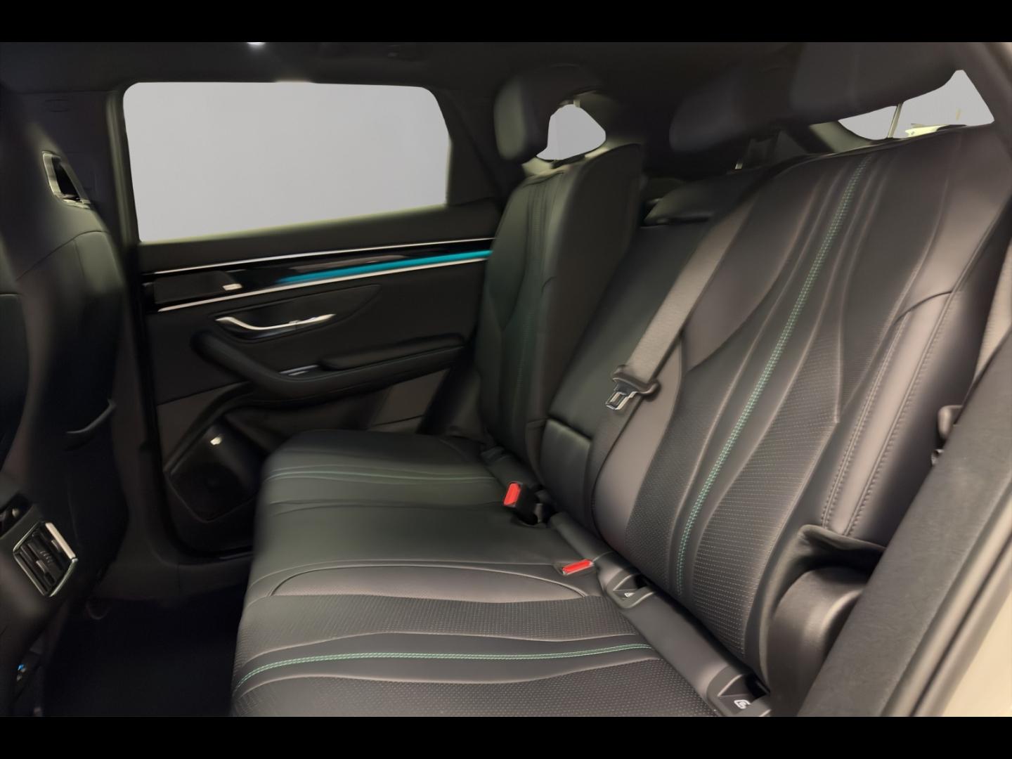 Image BYD Seal U 1.5l DM-i 218 ch PHEV Boost