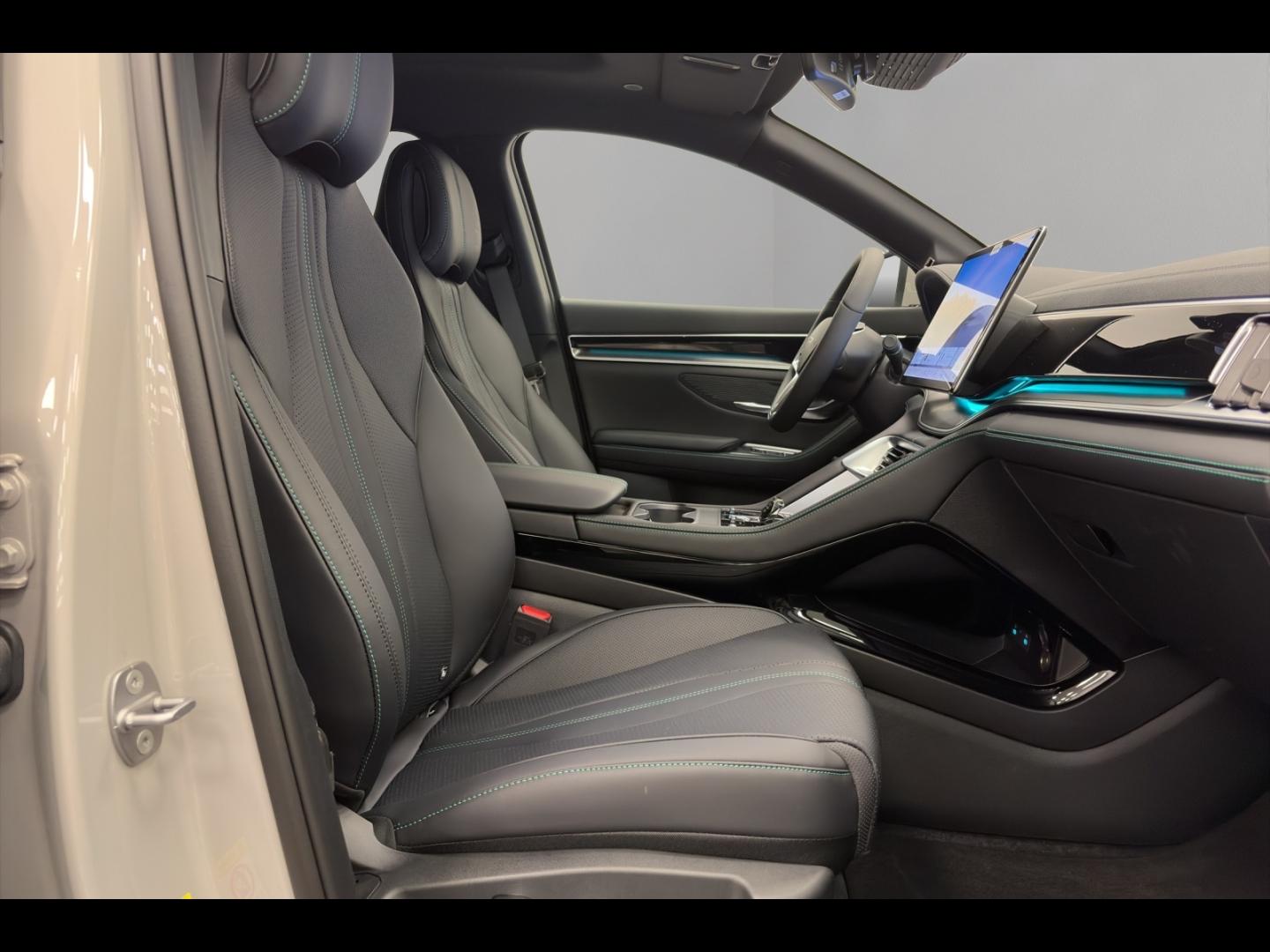Image BYD Seal U 1.5l DM-i 218 ch PHEV Boost