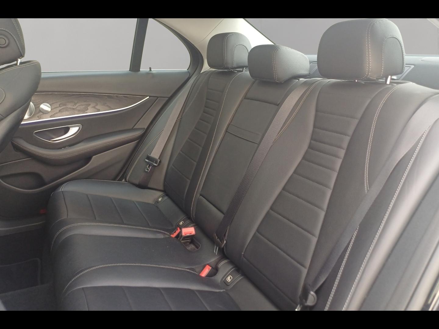 Image MERCEDES-BENZ Classe E 300 de 194+122ch Avantgarde Line 9G-Tronic Euro6d-T-EVAP-ISC