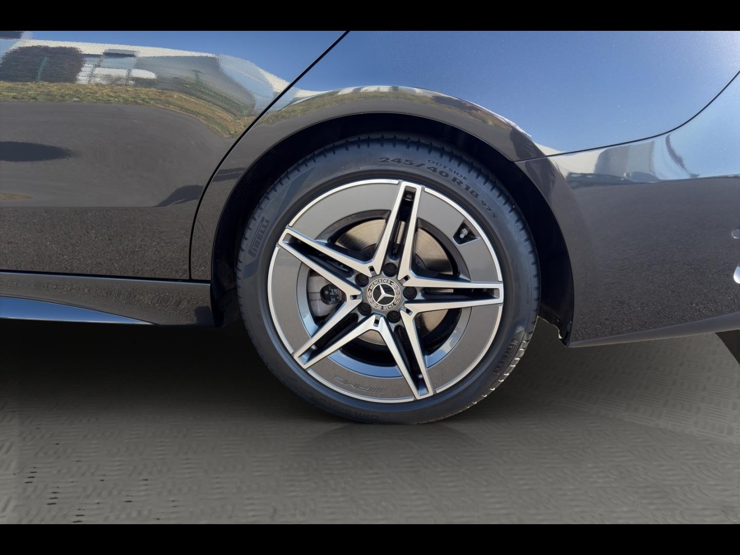 Image MERCEDES-BENZ Classe C 220 d 200ch AMG Line