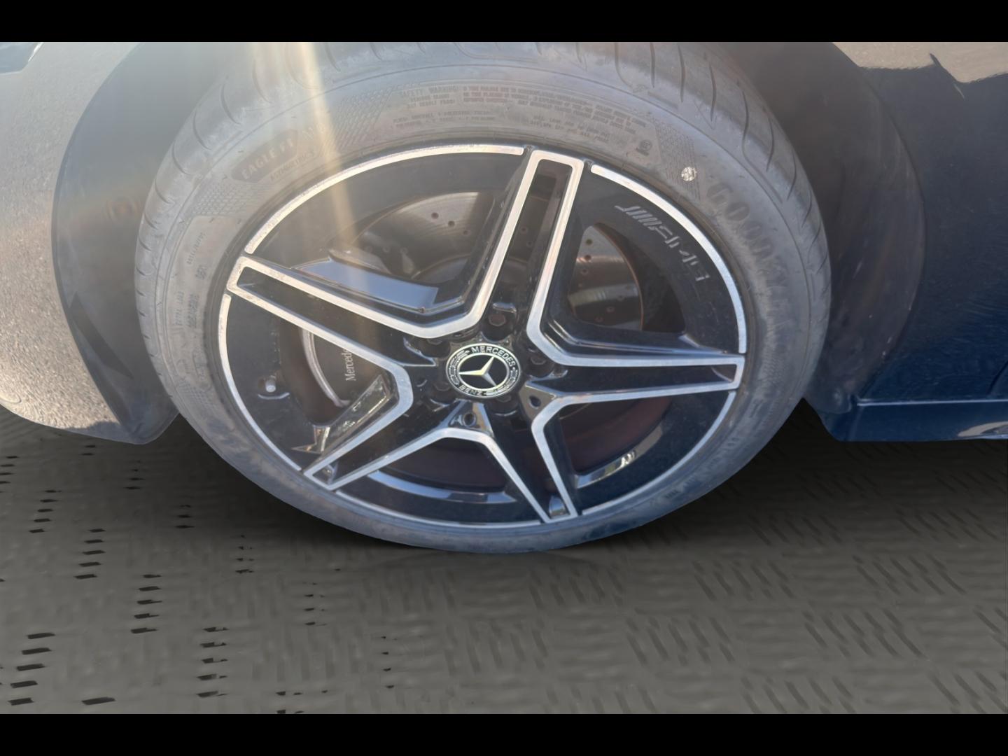 Image MERCEDES-BENZ CLA Shooting Brake 250 e Hybrid EQ 218ch AMG Line 8G-DCT